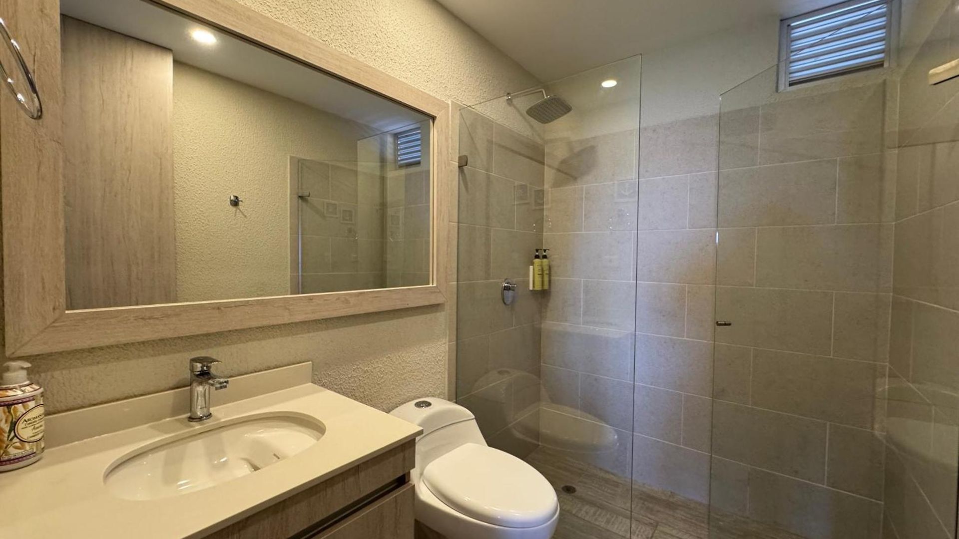 Apartment Dominique Luxury - 1 Bedroom - Private Jacuzzi - 13th Floor *