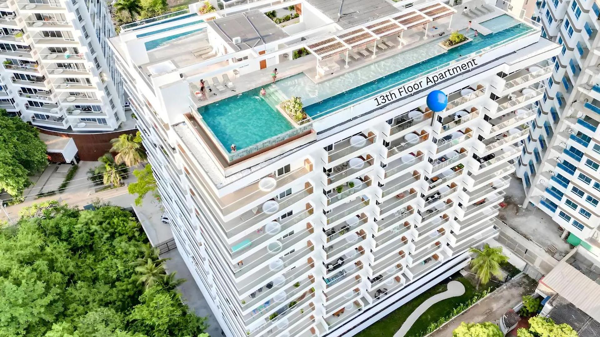 Dominique Luxury - 1 Bedroom - Private Jacuzzi - 13th Floor