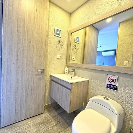 Apartment Dominique Luxury - 1 Bedroom - Private Jacuzzi - 13th Floor *